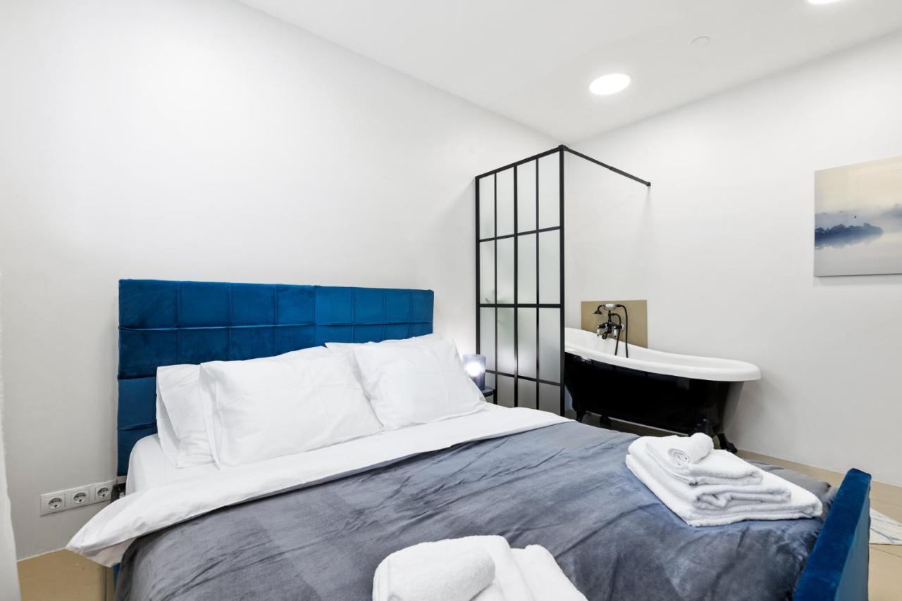 Sirena Apartment - Self Check-In And Free Parking Tallin Exterior foto