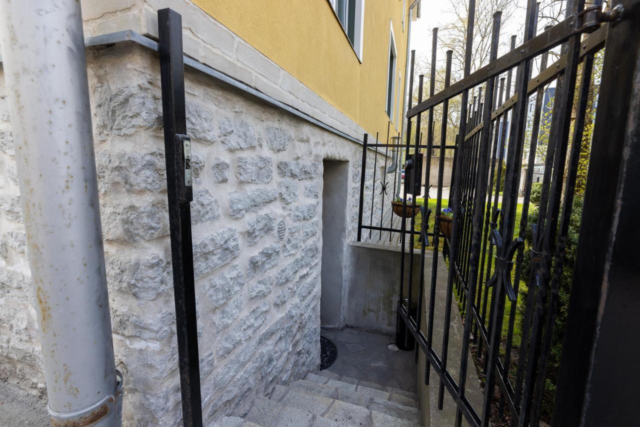 Sirena Apartment - Self Check-In And Free Parking Tallin Exterior foto